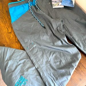 Men’s La Sportiva drawstring climbing pants. Size small.